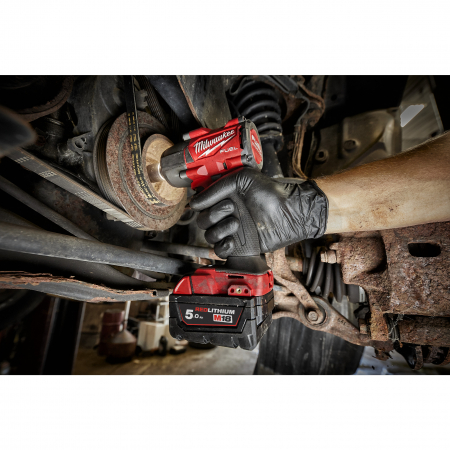 MILWAUKEE M18FMTIW2P12-502X - M18 FUEL™ 1/2˝ Rázový utahovák s aretačním čepem 4933478453