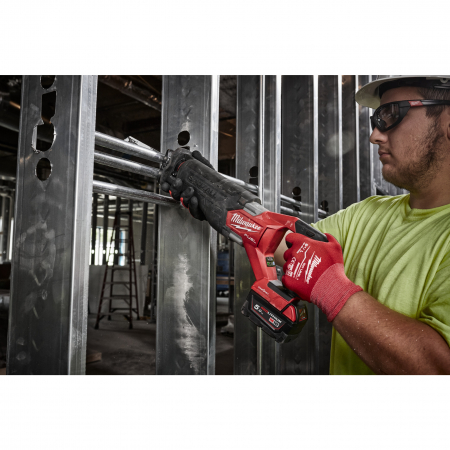 MILWAUKEE M18 ONEFSZ-0X FUEL ONE-KEY SAWZALL Šavlová pila 4933478296