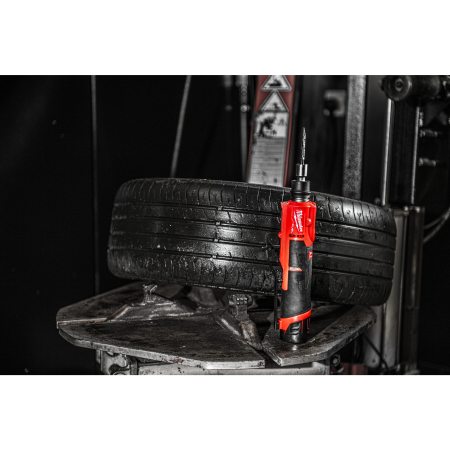 MILWAUKEE M12 FUEL FTB-0 Nízkootáčková bruska na hrubování pneumatik 4933472215