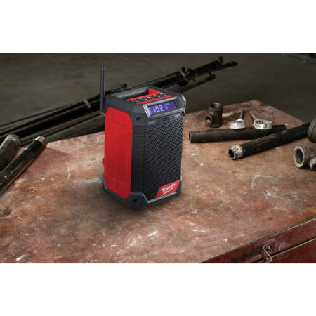 MILWAUKEE Rádio/nabíječka DAB+ M12™ 4933472114