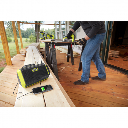 RYOBI RBT18 18V Akumulátorový Bluetooth reproduktor 5133004999