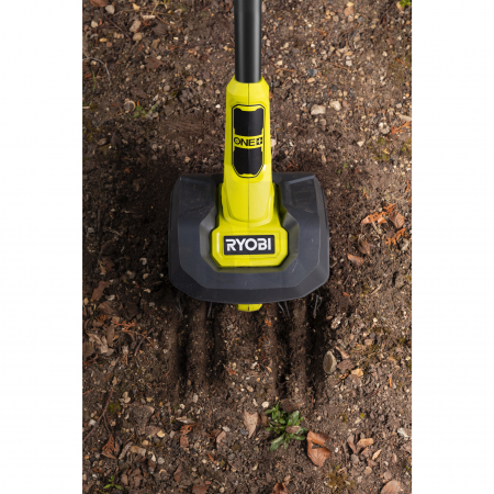 RYOBI RY18CVA 18V Akumulátorový kultivátor 5133005047