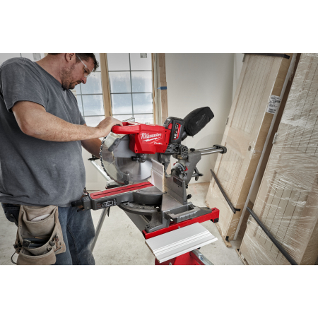 MILWAUKEE M18FMS305-121 - M18 FUEL™ ONE-KEY™  305 mm pokosová pila 4933471122