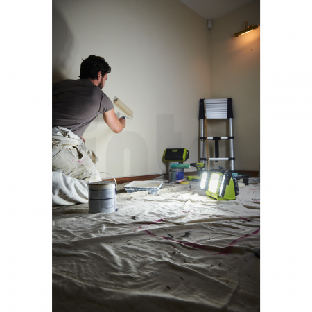 RYOBI RLPH18 18V Akumulátorové panelové světlo 5133005397