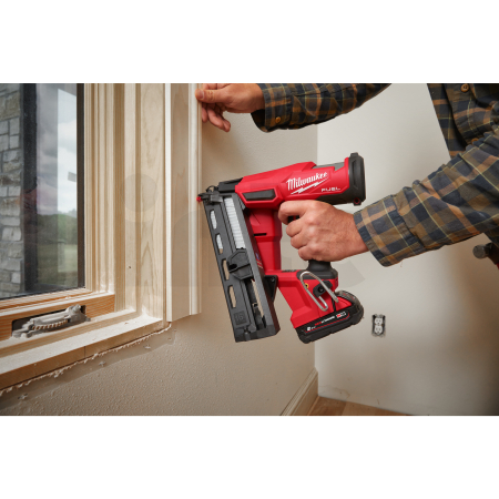 MILWAUKEE M18 FUEL™ dokončovací hřebíkovačka 16 GA 4933478092