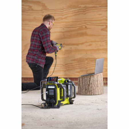 RYOBI RY36BI1800A 36V Akumulátorový 1800W invertorový generátor se 4 porty 5133004942