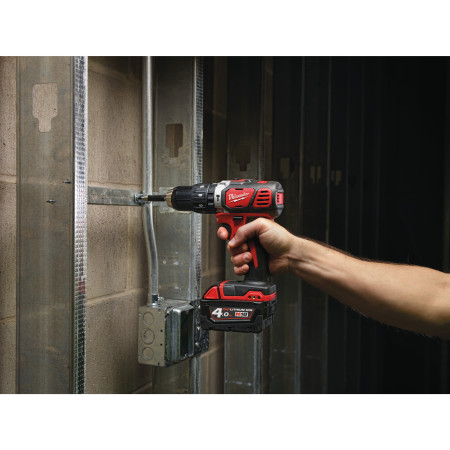 MILWAUKEE M18™ kompaktní příklepová vrtačka 4933448360