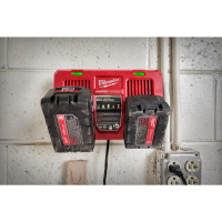 MILWAUKEE M18™ duální rychlonabíječka 4932472073