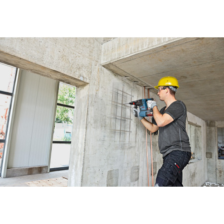 BOSCH Akumulátorové vrtací kladivo s SDS plus GBH 18V-26 0611909000