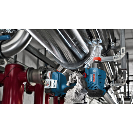 BOSCH Akumulátorový rázový utahovák GDX 180-Li 06019G5226