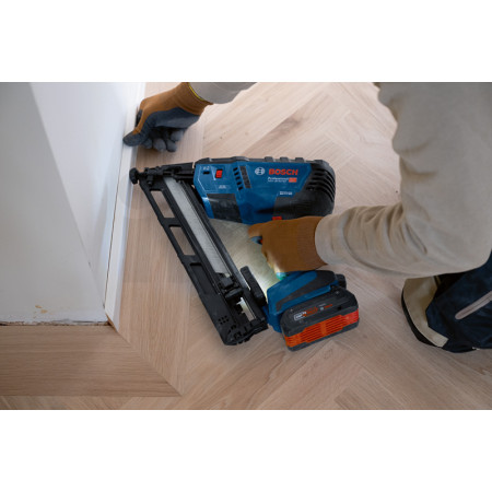 BOSCH Akumulátorová hřebíkovačka do dřeva GNH 18V-64 MD 0601482201