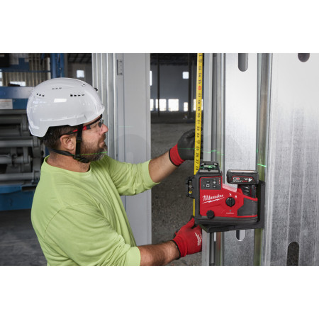 MILWAUKEE M12 A3PLO-401C zelený laser s automatickým zarovnáním 360° ve 3 rovinách 4933499002