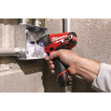MILWAUKEE M12 FUEL™ 1/4˝ Hex kompaktní rázový utahovák 4933441880