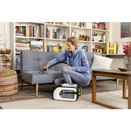 Bateriový čistič koberců KÄRCHER SE 3-18 Compact Home Battery Set 1.081-511.0