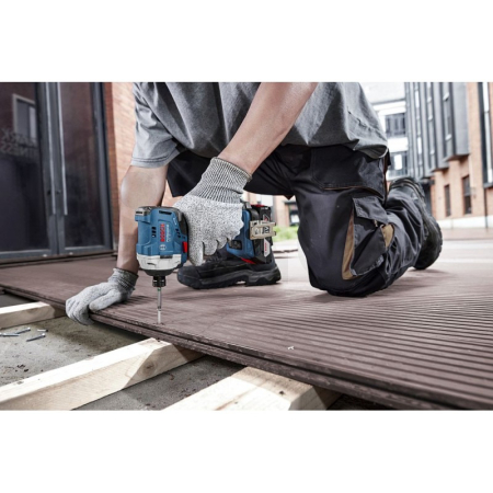 BOSCH GDR 18V-215 Aku rázový utahovák, 2x GBA 4.0Ah, L-BOXX 06019N2002