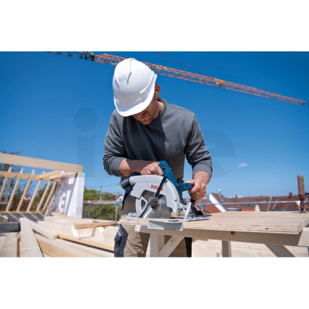 BOSCH GKS 18V-68 Akumulátorová ruční okružní pila 06016C9000