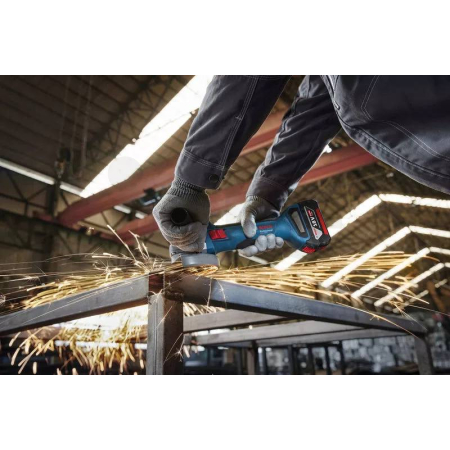 BOSCH Akumulátorová úhlová bruska GWS 18V-8, 125 mm, 2x GBA 4.0Ah, L-BOXX 06019N9002