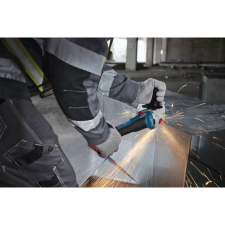 BOSCH Akumulátorová úhlová bruska GWS 18V-8, 125 mm, 2x GBA 4.0Ah, L-BOXX 06019N9002