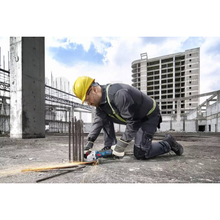 BOSCH Akumulátorová úhlová bruska GWS 18V-11, 125 mm 06019N4000