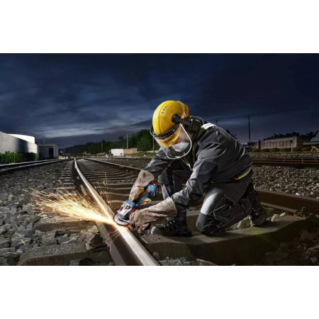 BOSCH Akumulátorová úhlová bruska GWS 18V-11, 125 mm 06019N4000