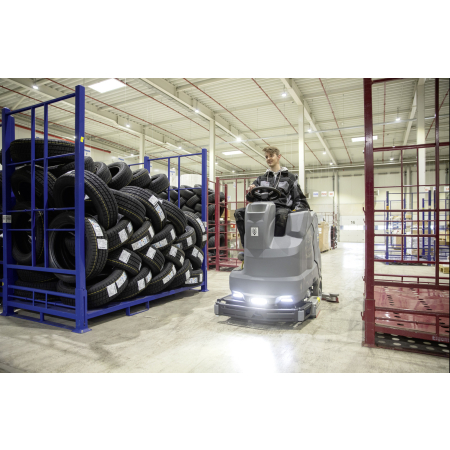 Podlahový mycí stroj s odsáváním KÄRCHER B 150 R Bp Pack 240Ah Li-Ion, DOSE, SB, Ri + R85 1.246-175.0