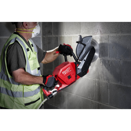MILWAUKEE M18 FCOS230-121 FUEL rozbrušovací pila 4933499175