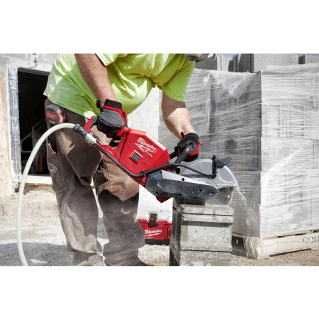 MILWAUKEE M18 FCOS230-121 FUEL rozbrušovací pila 4933499175