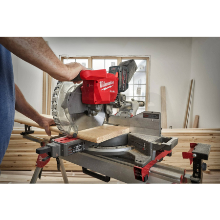 MILWAUKEE M18 FMS305-121 FUEL ONE-KEY 305 mm pokosová pila 4933499181