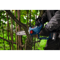 BOSCH GKE 18V-20 Akumulátorová řetězová pila 06008D7100