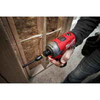 MILWAUKEE M12 FQID-501B Aku 1/4" HEX rázový šroubovák/utahovák, 50 Nm, 1 x M12 B5 + M12-18 C + taška, 4933500777