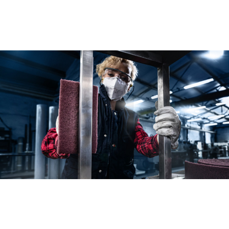 BOSCH Rounová role EXPERT N880 pro ruční broušení 100 mm × 10 m, hrubá A 2608901222