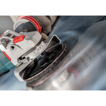 BOSCH Rounový kotouč EXPERT N880 pro vibrační brusky 150 mm, střední A 2608901250