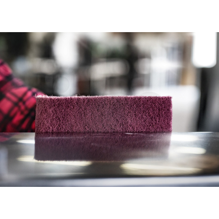 BOSCH Rounová role EXPERT N880 pro ruční broušení 115 mm × 10 m, čištění 2608901226