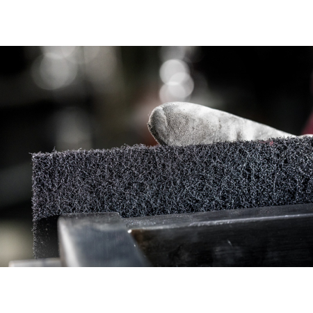 BOSCH Role brusného rouna EXPERT N880 pro ruční broušení 115 mm × 10 m, All Purpose 2608901232