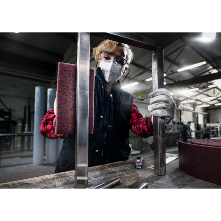 BOSCH Role rouna EXPERT N880 pro ruční broušení 150 mm × 10 m, Coarse A 2608901234