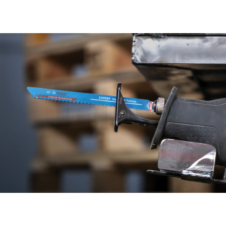 BOSCH Pilový list do pily ocasky EXPERT Hard Nail Pallets S1122CHM, 1 ks 2608900387