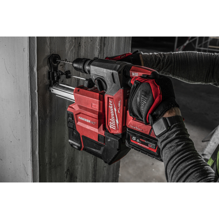 MILWAUKEE M18 ONEFHXDEL M18 FUEL™ ONE-KEY™ 4-režimové kladivo 26 mm SDS-PLUS s maticí FIXTEC™ a odsáváním 4933478506