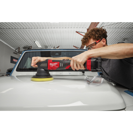 MILWAUKEE M18 FROP15 excentrická leštička se zdvihem 15 mm  4933478835
