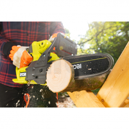 RYOBI RY18CS20A 18V Kompaktní řetězová pila, délka lišty 20cm 5133005414