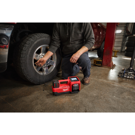 MILWAUKEE M18 BI M18™ kompresor 4933478706