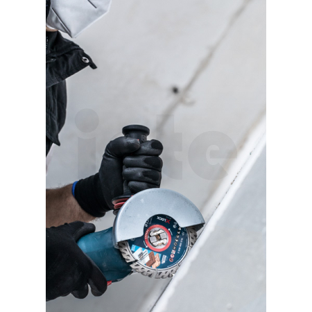 BOSCH Diamantový dělicí kotouč EXPERT MultiMaterial X-LOCK 125 × 22,23 × 2,4 × 12 mm 2608900670