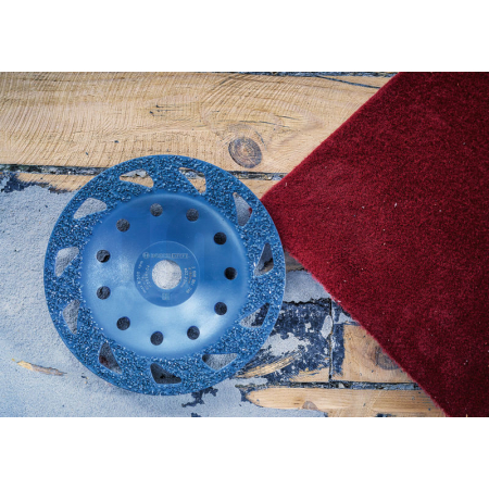 BOSCH Karbidový hrncový kotouč EXPERT Multi Material, středně hrubý, šikmý, 180 mm, 22,23 mm 2608901750