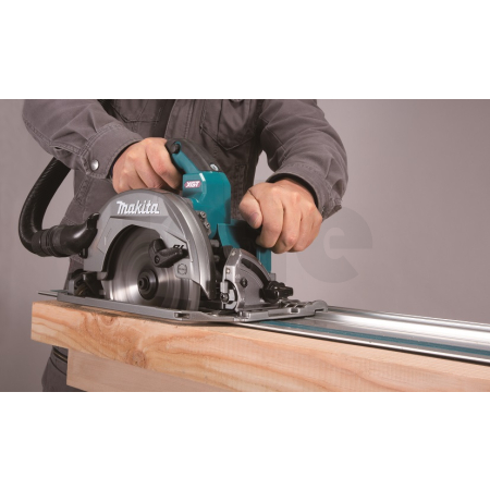 MAKITA Aku okružní pila Li-ion XGT 40V/4,0 Ah HS004GM202