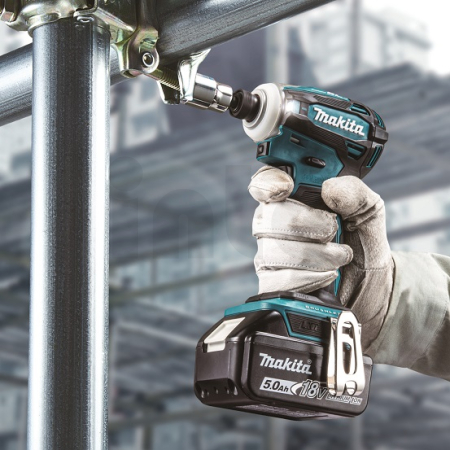 Makita - Aku rázový šroubovák 1/4" Li-ion LXT 18V/5,0Ah, Makpac DTD172RTJ