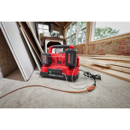 MILWAUKEE M18 PC6 šestiportová rychlonabíječka pro packout 4932480162