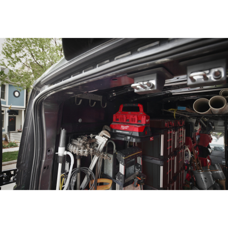 MILWAUKEE M18 PC6 šestiportová rychlonabíječka pro packout 4932480162