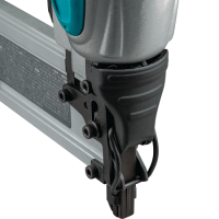 Makita - Pneumatická hřebíkovačka 15-50mm užší ústí AF506