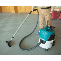 MAKITA Univerzální vysavač 20l,1000W,třída L VC2000L