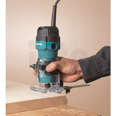 Makita - Jednoruční frézka 6mm,530W 3711