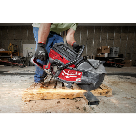MILWAUKEE MXFCOS350-601 - MX FUEL™ 350 mm rozbrušovací pila 4933471833